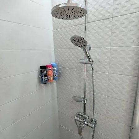 Διαμέρισμα Kerteszstudio - Newly Renovated Modern In The Center *