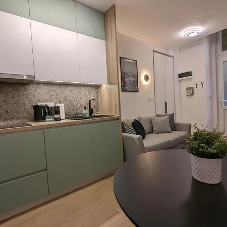 Kerteszstudio - Newly Renovated Modern In The Center * Budapest